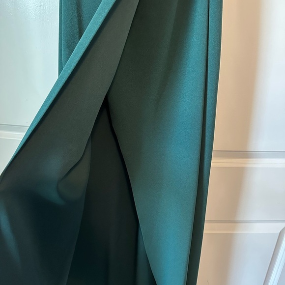 Sachin & Babi Paulina Emerald gown - Picture 8 of 11